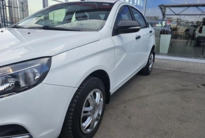Седан ВАЗ (LADA) Vesta 2018 года, 850000 рублей, Солонцы