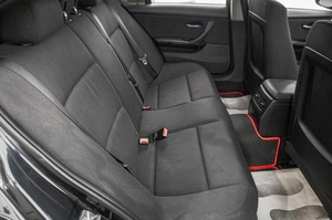 Седан BMW 3 серия 2010 года, 1049000 рублей, Барнаул