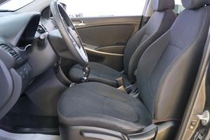 Хетчбэк Hyundai Solaris 2012 года, 639000 рублей, Омск