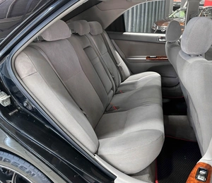 Седан Toyota Camry 2005 года, 890000 рублей, Красноярск