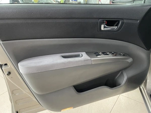 Лифтбек Toyota Prius 2008 года, 937000 рублей, Солонцы