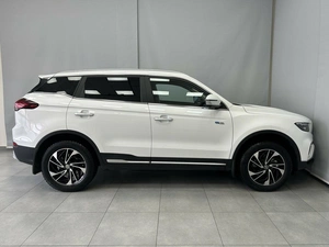 Внедорожник Geely Atlas Pro 2021 года, 1895000 рублей, Красноярск