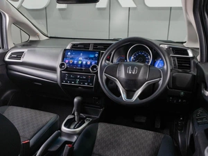 Хетчбэк Honda Fit 2014 года, 1069000 рублей, Тюмень