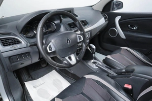 Седан Renault Fluence 2012 года, 379000 рублей, Челябинск
