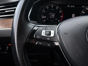 Седан Volkswagen Passat 2019 года, 2545000 рублей, Краснодар