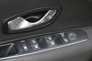 Хетчбэк Renault Megane 2013 года, 729000 рублей, Омск