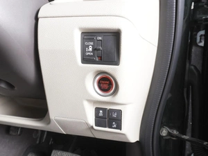 Хетчбэк Honda N-BOX 2019 года, 1090000 рублей, Ростов-на-Дону