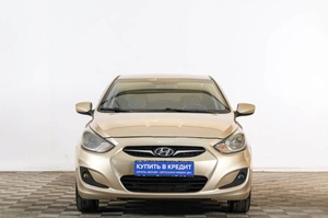 Седан Hyundai Solaris 2012 года, 869000 рублей, Тюмень