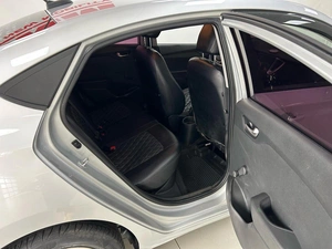 Седан Hyundai Solaris 2018 года, 1300000 рублей, Смоленск