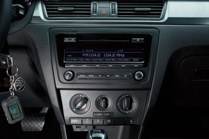 Лифтбек Skoda Rapid 2015 года, 947000 рублей, Красноярск