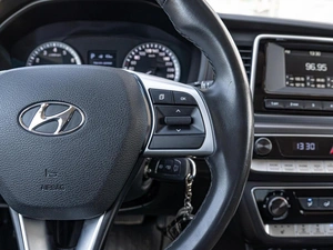 Седан Hyundai Sonata 2019 года, 1691000 рублей, Краснодар