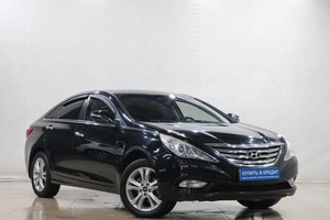 Седан Hyundai Sonata 2011 года, 1079000 рублей, Новокузнецк
