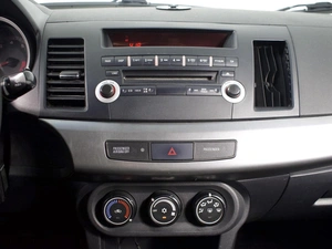 Седан Mitsubishi Lancer 2008 года, 549900 рублей, Казань