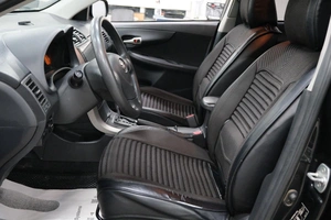 Седан Toyota Corolla 2009 года, 1079000 рублей, Омск