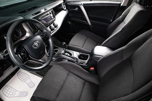 Внедорожник Toyota RAV4 2017 года, 2349000 рублей, Сургут