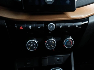 Седан ВАЗ (LADA) Vesta Cross 2024 года, 1640000 рублей, Тюмень