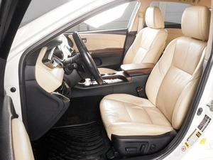 Седан Toyota Avalon 2013 года, 2095000 рублей, Красный Пахарь
