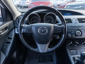 Хетчбэк Mazda 3 2013 года, 939000 рублей, Саратов