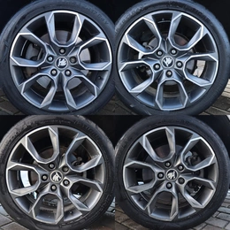 Хэтчбек Skoda Octavia 2013 года, 1645000 рублей, Мирное