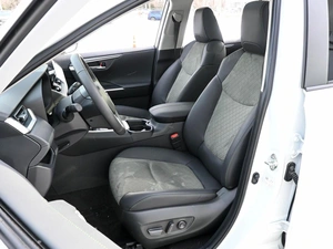 Внедорожник Toyota RAV4 2025 года, 4400000 рублей, Волгоград