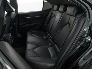 Седан Toyota Camry 2018 года, 2687444 рублей, Москва