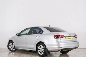 Седан Volkswagen Jetta 2016 года, 949000 рублей, Красноярск