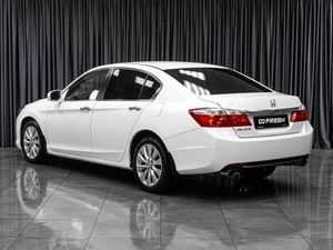 Седан Honda Accord 2013 года, 1289000 рублей, Тюмень