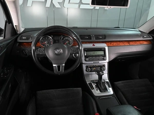 Седан Volkswagen Passat 2010 года, 899900 рублей, Ростов-на-Дону