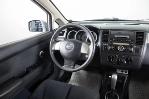 Хетчбэк Nissan Tiida 2012 года, 779000 рублей, Пермь