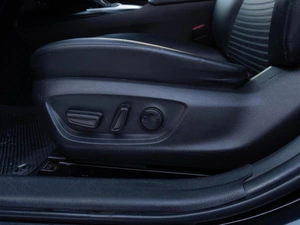 Седан Toyota Camry 2018 года, 2119000 рублей, Саратов