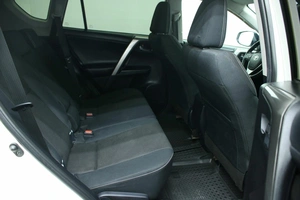 Внедорожник Toyota RAV4 2016 года, 2597000 рублей, Красноярск