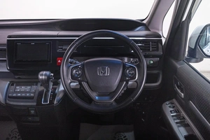 Минивэн Honda Stepwgn Spada 2021 года, 2679000 рублей, Томск