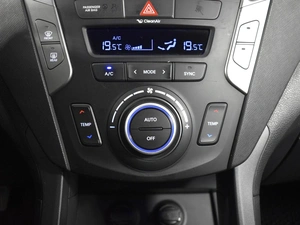 Внедорожник Hyundai Santa Fe 2016 года, 2097100 рублей, Казань