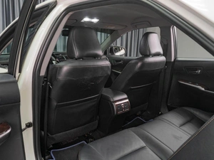 Седан Toyota Camry 2018 года, 2568000 рублей, Тюмень