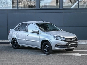 Седан ВАЗ (LADA) Granta 2018 года, 699000 рублей, Кирилловка