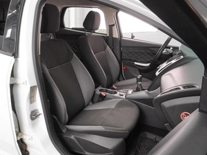 Универсал Ford Focus 2012 года, 824000 рублей, Воронеж