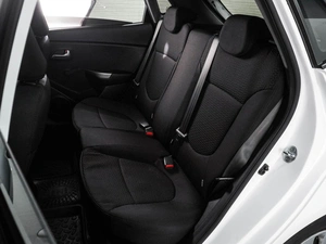 Хетчбэк Kia Rio 2017 года, 1059000 рублей, Воронеж