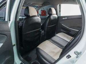 Седан Hyundai Solaris 2012 года, 699000 рублей, Сургут