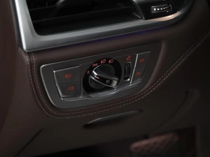 Седан BMW 7 серия 2016 года, 3999077 рублей, Москва