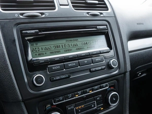 Хетчбэк Volkswagen Golf 2011 года, 729000 рублей, Волгоград