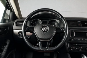 Седан Volkswagen Jetta 2016 года, 1299000 рублей, Челябинск