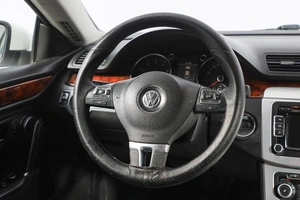 Седан Volkswagen Passat CC 2010 года, 1079000 рублей, Новосибирск