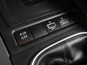 Хетчбэк Volkswagen Golf 2011 года, 899000 рублей, Воронеж