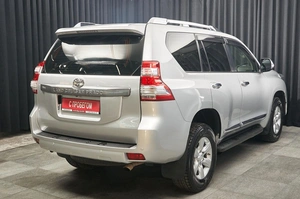 Внедорожник Toyota Land Cruiser Prado 2015 года, 3100000 рублей, Красноярск