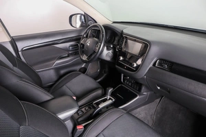 Внедорожник Mitsubishi Outlander 2021 года, 1999000 рублей, Пермь