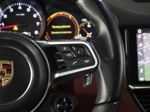 Внедорожник Porsche Cayenne 2019 года, 7799000 рублей, Омск