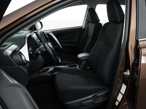 Внедорожник Toyota RAV4 2017 года, 2549050 рублей, Москва