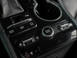 Седан Kia K5 2021 года, 2675000 рублей, Воронеж