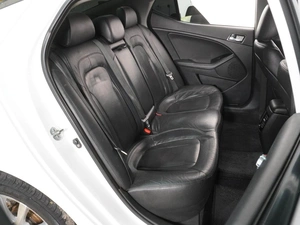 Седан Kia Optima 2012 года, 1099000 рублей, Воронеж