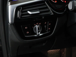 Седан BMW 5 серия 2019 года, 2155444 рублей, Москва